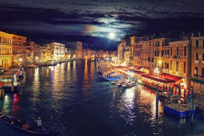 mk官网中国官网-中超转会市场活跃 多队补强锋线阵容，中超最新转会动态